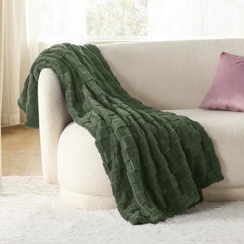 Bedsure Checkered Fleece Throw Blanket - Olive Green, 152x203cm — view 2