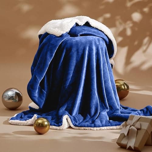 Casabella Sherpa Fleece Blanket - Blankets and Throws for Sofa Bed - Thick Warm Throw Blanket for Queen Bed - Soft Fluffy Bedding, Travel Accessories - Queen, Teal, 200X220cm — view 3