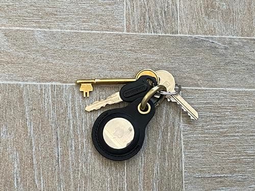 Habac Studio Airtag Keyring Genuine Leather with Brass Key Tags. Airtag Holder for Luggage GPS Tracker Dog Airtag Case Key Organiser. Key ring GPS Tag (Brown) — view 5