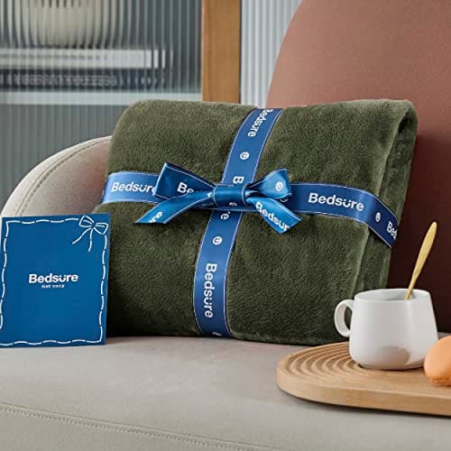 Bedsure Fleece Throw Blanket for Bed - Flannel, Olive Green, 150x200 cm — view 6