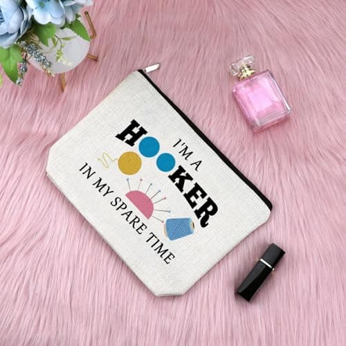 Crochet Lovers Gifts for Women Makeup Bag Crocheting Gift for Crochet Lovers Knitting Gifts for Knitting Lover Beginners Christmas Birthday Gift for Crocheters Knitters Friends Travel Zipper Pouch — view 3