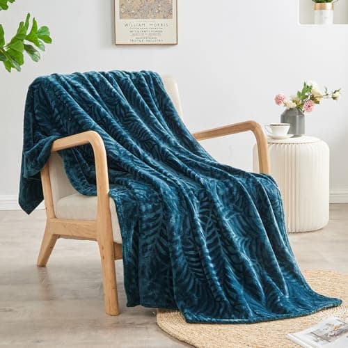 SOCHOW Leaves Textured Flannel Fleece Throw Blanket 150×200cm, Blue Coral — view 2