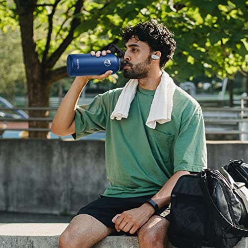 HydroPal Vacuum Insulated 500ml Stainless Steel Water Bottle with Dual Lids — view 6