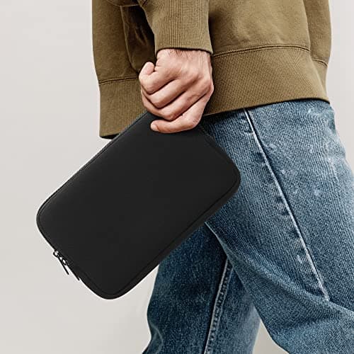 kwmobile Neoprene Pouch Compatible with 8"-8,4" Tablet - Universal Sleeve Case Cover with Zipper for Tablet - Black — view 2