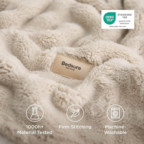 Bedsure Bubble Fleece Throw Blanket - Lightweight, Warm, Beige, 130x170cm — view 5