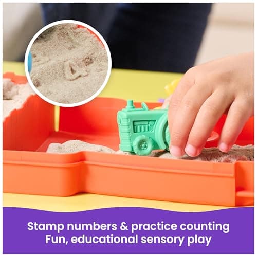 Kinetic Sand, Sandy Farm Set with 340g Play Sand, 6 Tools and Moulds, Reusable Barn Storage Case, Toddler Toys, Kids’ Toys for Girls and Boys Aged 3 and up — view 5