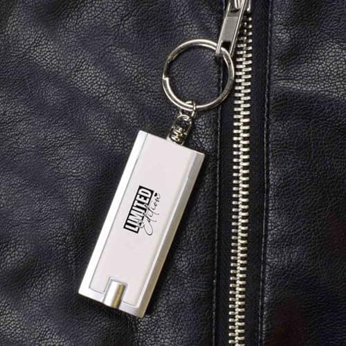 Azeeda 'Limited Edition' LED Keyring Torch (KT00041106) — view 4