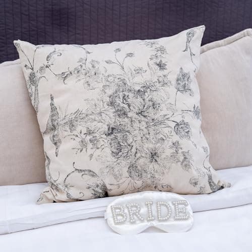 TRIXES Bride Sleep Mask, Rhinestones and Faux Pearls, Bride to Be Gifts, Hen Party Presents — view 3