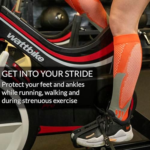 360 RELIEF 1 Pair Compression Socks for Women & Men - Graduated Support - Ideal for Running, Travel, Pregnancy, 15-20 mmHg, S/M, Blue — view 6