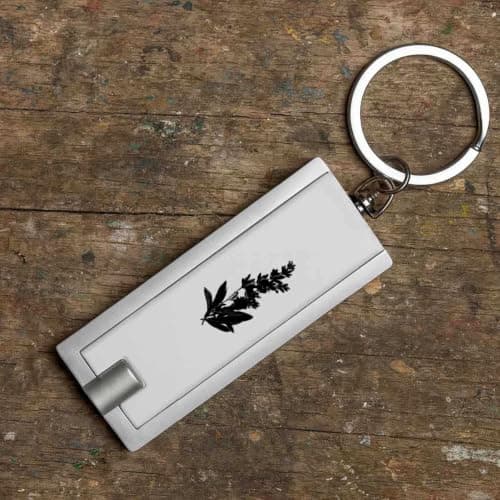 Azeeda 'Lavender Flowers' LED Keyring Torch (KT00054821) — view 6