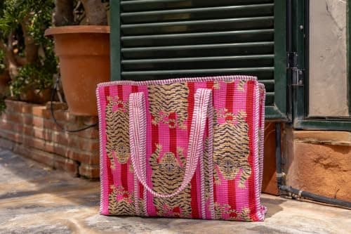 IBOAH Large Quilted Cotton Tote Bag Tiger Print, Beach Travel (Pink and Red) — view 6