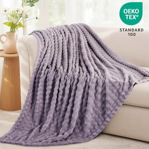 RUIKASI Fleece Throw Blanket for Sofa - Lavender Purple Single Fluffy Bubble Throws Cozy Blanket with Reversible Design, Throw 130x150 cm — view 4