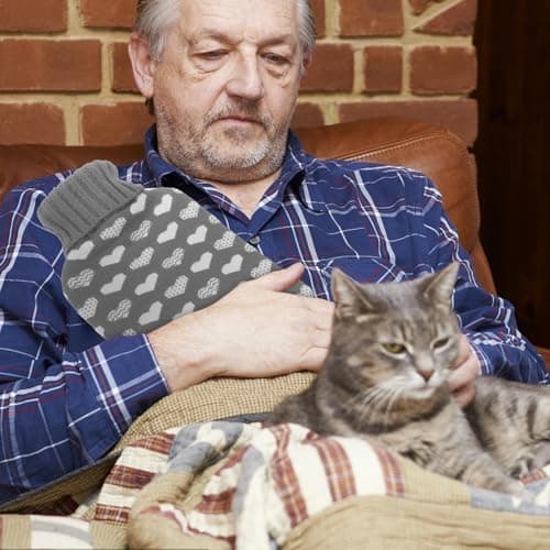 INOOMP 2l Thick PVC Hot Water Bottle with Cotton Cover, Portable Hand Warmer, Outdoor and Travel Winter Accessory, Relieves Arthritis and Provides Comfortable Warmth — view 5
