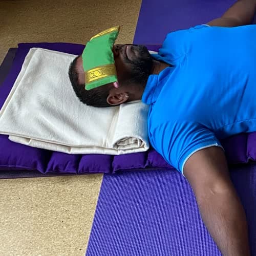Yoga United 100% Cotton Lavender and Linseed Eye Pillow for Yoga, Relaxation, Meditation, Travel and Gift or Tired Eyes, and Headaches - Ocean Green — view 5