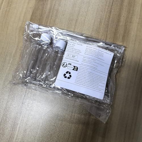 4pcs Travel Bottles,80ml Refillable Clear Empty Plastic Travel Size Containers Bottles with Screw Lids for Toiletries,Soap,Shampoo and Conditioner — view 2