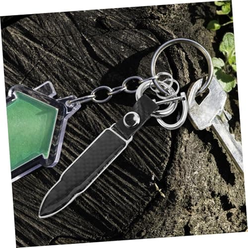 Gatuida Black Carbon Fiber Metal Car Keychain for Men, Lightweight and Wear-resistant Keyring Car Accessory for House, Office Keys and Handbags — view 4