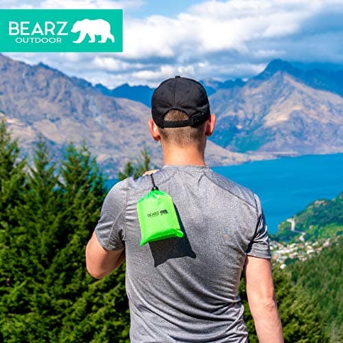 BEARZ Outdoor Travel Blanket - Pocket Sized Beach Blanket Camping Blanket, Waterproof Picnic Blanket, Sandproof Beach Mat - Camping Gadgets & Festival Hiking Accessories (Green) — view 3
