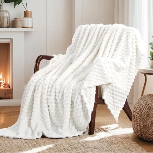 Aisbo White Throws Blankets for Sofa - Single Fleece Fluffy Bed Throws for Sofas, Soft Warm Fuzzy Blanket for Couch, 130x150 cm — view 3