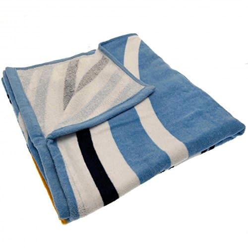 MCFC Giant Manchester City Football Crest Beach Towel (100% Cotton & 70cm x 140cm) — view 3