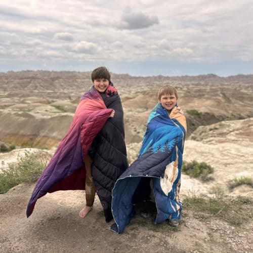hotkoko Mini Camping Blanket Lightweight Down Alternative Puffy Printed Camping Blanket Packable Outdoor Blanket for Camping, Travel, Stadium, Hiking, Picnics — view 5