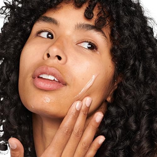 Clinique Moisture Surge 100H Auto-Replenishing Hydrator Oil Free Face Moisturiser With Hyaluronic Acid + Aloe Vera Bioferment for All Skin Types | Hydrating + Moisturising, 15ml — view 4