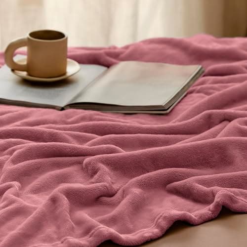 Bedsure Fleece Throw Blanket for Bed - Flannel, Dusty Rose, 150x200 cm — view 4