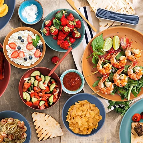 RHM 48Pcs Dinner Set for 4 - Camping Picnic Plates Bowls and Cutlery Set — view 6