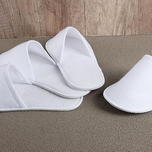 Seuqhck 30 Pairs 26 cm Disposable Slipper for Guests, White Spa Slippers Bulk House Slippers Non Slip Closed Toe Travel Footwear for Hotel Guests Women Men, Medium — view 5