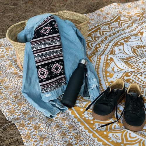 MOMOMUS Sand Free Beach Blanket Extra Large Lightweight Mat Brown 210x230cm — view 3