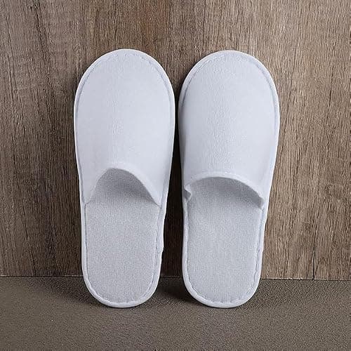 Seuqhck 30 Pairs 26 cm Disposable Slipper for Guests, White Spa Slippers Bulk House Slippers Non Slip Closed Toe Travel Footwear for Hotel Guests Women Men, Medium — view 2