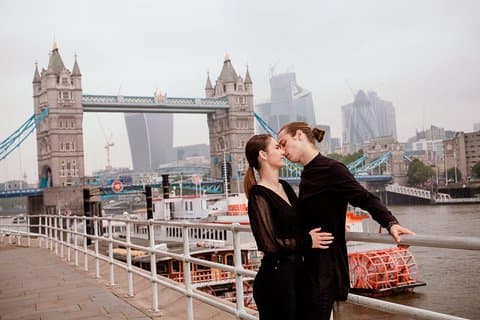 London Tower Bridge PRIVATE professional photoshoot - 120min