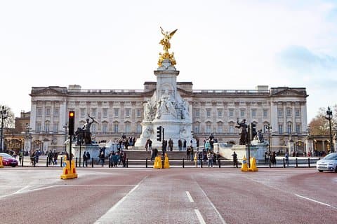 Private London Black Cab Sightseeing Tour – Personalized & Fun