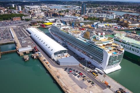 Shore Excursion Southampton Cruise terminal to Salisbury & Stonehenge