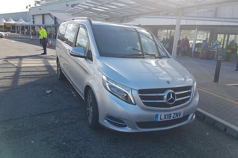 Luxury Cruise Transfer: Southampton to London via Windsor