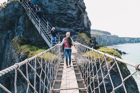 Giants Causeway Tour from Belfast + FREE Belfast Taxi Tour