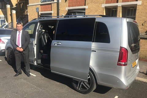 Private Transfers From Southampton to Heathrow Airport or Central London