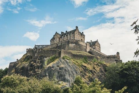 Private Edinburgh Tour for Families with a Local, 100% Personalized