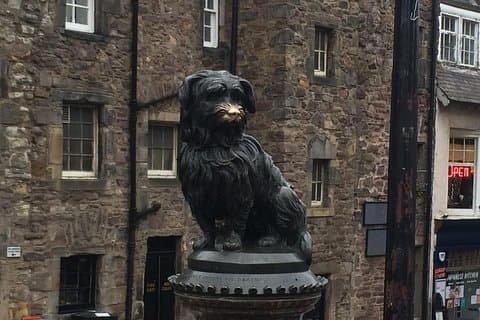 Edinburgh: History Lovers Old Town Walking Tour
