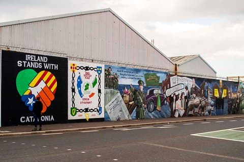 Private Belfast Political, Mural & Peace Wall Tour | 4 Hours