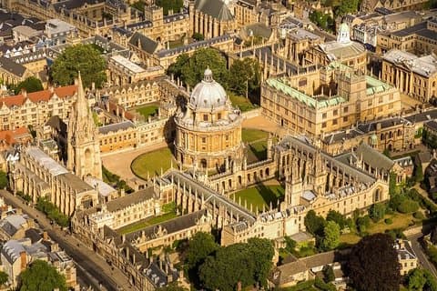Step back in time with Oxford Private Day Tour