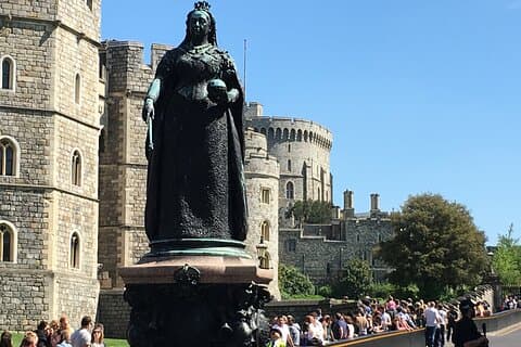 Southampton to Heathrow Airport Via Windsor Castle