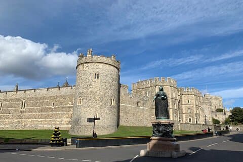 Southampton to London Visiting Stonehenge or Windsor Castle