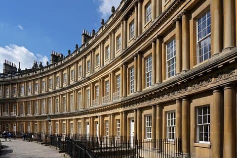 Explore Bath & Stonehenge Self-Guided Audio Tours