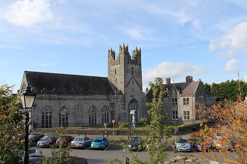 Full-day Kilkenny Private Tour from Dublin with Pick-up and Drop off