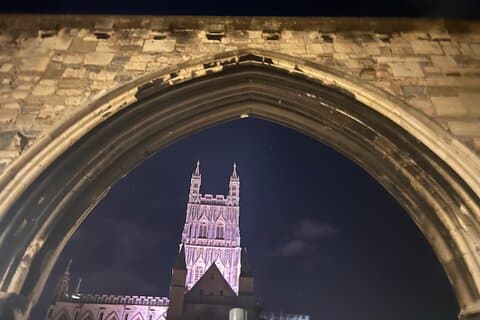 Guided walking tour : Ghosts & Giggles Of Gloucester