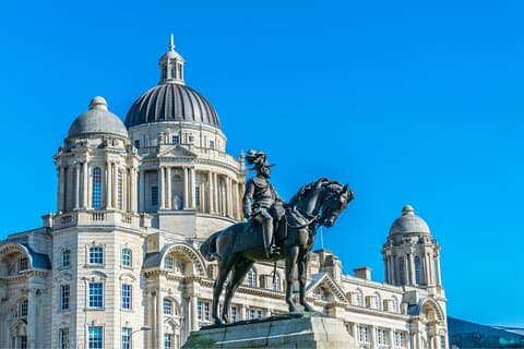 Liverpool Private Custom Walking Tour with a Local Guide