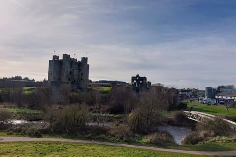 Trim Castle, Clonmacnoise & Sean’s Bar en route to Galway