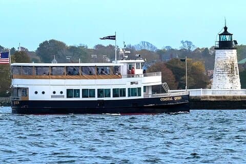 Lighthouse and Mimosa Cruise of Narragansett Bay from Newport