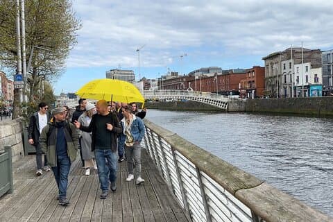 Small Group Bucket List Sights Walking Tour with a Local Guide