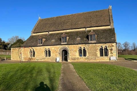 Oakham's Horrible History Private Tour - 'Orrible gore & ghosts!